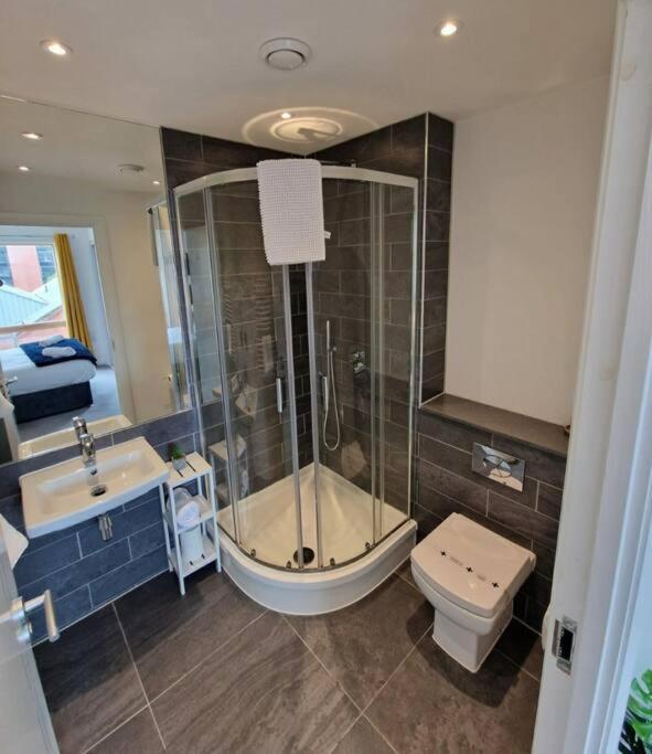 Modern Apartment, Sleeps 6, Centre Appartement *